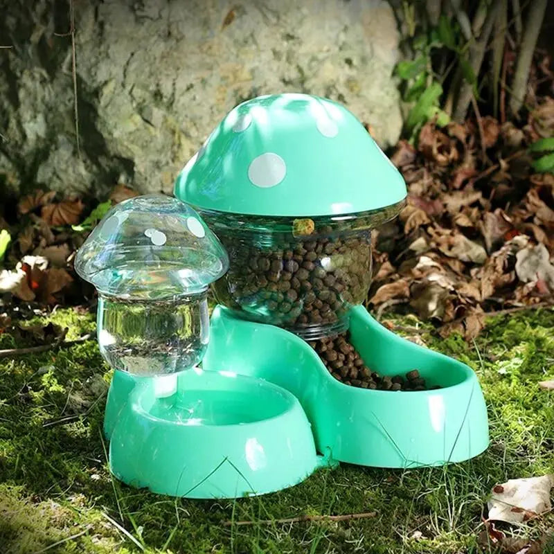 Smartpaws 1.8L Automatic Pet Feeder: Anti-Tipping Mushroom Bowl Design
